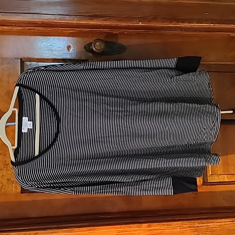Liz Claiborne Top